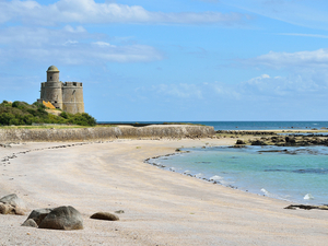 Le plus grand des privilèges : une maison face à un sémaphore