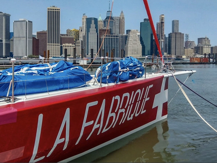 A New York, Alan Roura est en stand-by pour tenter le record de l?Atlantique nord en IMOCA. A New York, Alan Roura est en stand-by pour tenter le record de l?Atlantique nord en IMOCA.