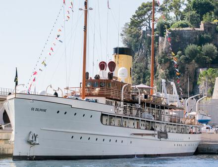 A noter également le retour en Principauté du SS Delphine (1928), un motor-yacht de 79 mètres, propulsé encore aujourd'hui à la vapeur et ayant appartenu à la famille Dodge. Nautisme Article