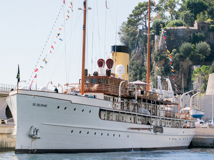 A noter également le retour en Principauté du SS Delphine (1928), un motor-yacht de 79 mètres, propulsé encore aujourd'hui à la vapeur et ayant appartenu à la famille Dodge. Nautisme Article