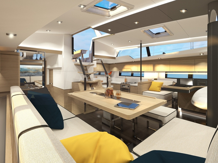 L'intérieur signé Isabelle Racoupeau monte en gamme avec un design contemporain et de larges ouvertures notamment dans le carré. Nautisme Article