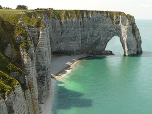 La baignade à nouveau autorisée à Etretat !