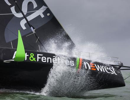 Les skippers de Newrest-Art et Fenêtres participeront au départ du monument de la course au large : la Rolex Fastnet Race. Nautisme Article