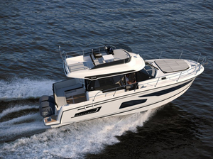 La gamme de bateaux à moteur Jeanneau évolue pour 2020