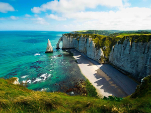 Édito : quatre idées de destinations pour prolonger l'été