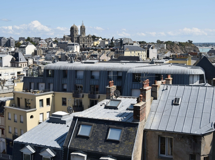 Haute-Ville, avec la cathédrale.