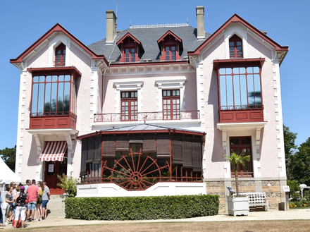 Villa Christian Dior.