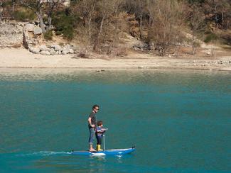 Glisser sur l'océan... en trottinette !