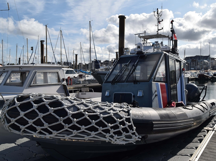 Semi-rigide de 8,70 mètres des Affaires maritimes. Semi-rigide de 8,70 mètres des Affaires maritimes.