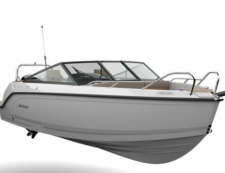 L'espace avant du bateau est polyvalent et peut se convertir en bain de soleil sans que vous ayez besoin d'utiliser une extension. Nautisme Article