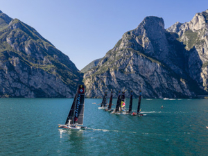 Coup d'envoi de la GC32 Racing Tour ! 