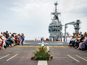 Dernier hommage en mer aux disparus de la Minerve