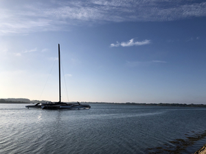 Mise à l'eau de Spindrift 2 à Vannes