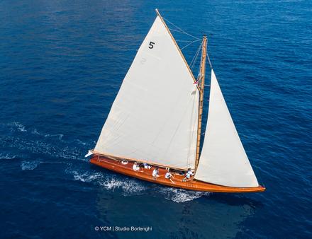 Derrière le bateau Ester de Monaco se cache une histoire de résurrection exceptionnelle. Nautisme Article