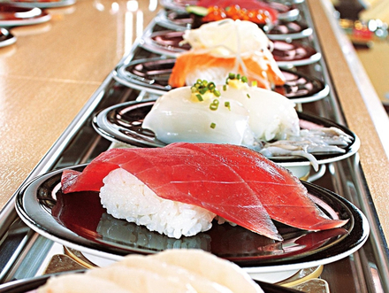 Les meilleurs sushis d'Okinawa se trouvent au restaurant Hamazushi. Les meilleurs sushis d'Okinawa se trouvent au restaurant Hamazushi.