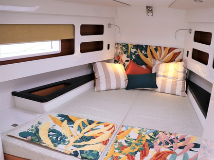 Le volume de la cabine avant est impressionnant et les finitions sont soignées... Le volume de la cabine avant est impressionnant et les finitions sont soignées...