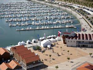 La société Port Adhoc se développe en Hollande