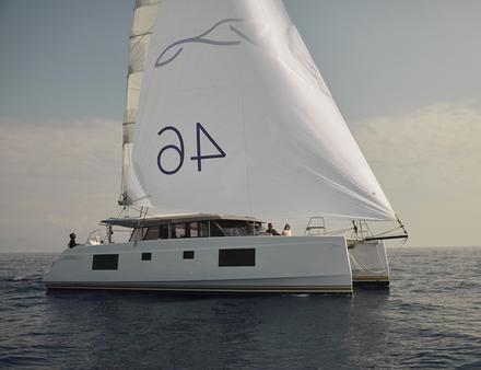 En restant fidèle au concept Open qu'il a popularisé, le chantier Nautitech monte en gamme avec ce 46 nouvelle version... Nautisme Article