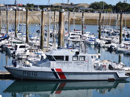 Vedette de 20 mètres de la gendarmerie maritime. Vedette de 20 mètres de la gendarmerie maritime.