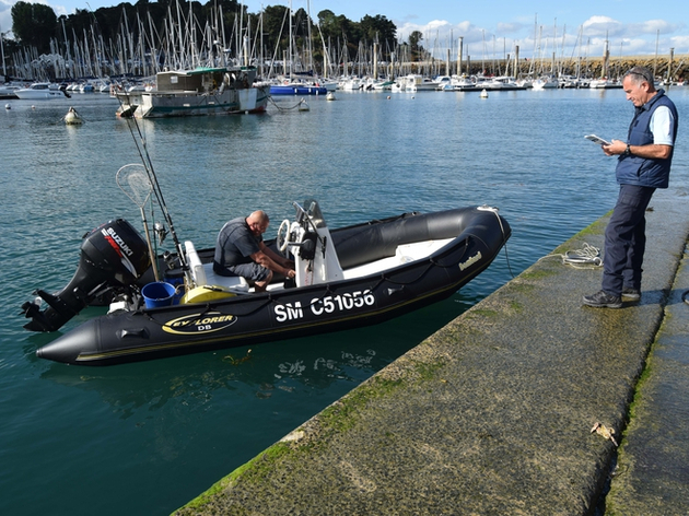 Les Douanes et les Affaires Maritimes ne verbalisent pas systématiquement pour des infractions mineures mais sensibilisent et dressent un avertissement. Nautisme Article