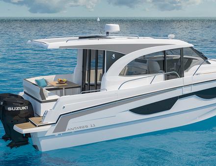 Deux moteurs hors-bord de 300 chevaux chacun maximum sont prévus. Nautisme Article