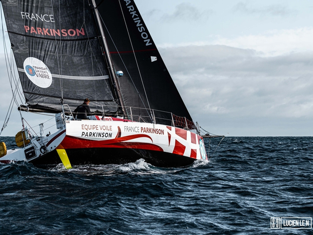 Les Class40 ne sont que quatre à avoir plus de dix ans au départ de cette Transat Jacques Vabre. La classe attire des jeunes talents à l?image des bizuths Cancalais Florian Gueguen et Raphaël Auffret, sur Equipe Voile Parkinson. Nautisme Article