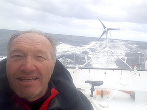 Francis Joyon franchit le Cap des tempêtes avec deux jours et 19 heures d'avance!