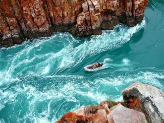 Horizontal Falls : et si vous naviguiez sur...