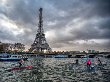 En vedette pour cette 59e édition, la Nautic Paddle le 8 décembre, une course de SUP (Stand Up Paddle) qui traverse Paris. En vedette pour cette 59e édition, la Nautic Paddle le 8 décembre, une course de SUP (Stand Up Paddle) qui traverse Paris.