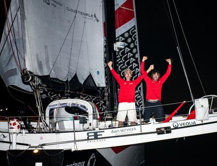 Gilles Lamiré et Antoine Carpentier sur GCA offrent une quatrième victoire sur la Transat Jacques Vabre à ce trimaran devenu mythique, mais aux performances boostées par l'adjonction de foils ! Nautisme Article