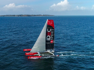 IDEC SPORT ASIAN TOUR : Joyon en avance sur ses prévisions