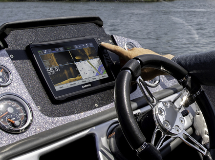 ECHOMAP UHD de Garmin est une nouvelle gamme de combinés GPS dotés d'un écran tactile avec une assistance clavier. ECHOMAP UHD de Garmin est une nouvelle gamme de combinés GPS dotés d'un écran tactile avec une assistance clavier.