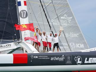 Fin de l'acte 2 pour Francis Joyon : bienvenue...