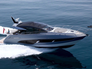 Un Sunseeker Predator 60 Evo à Düsseldorf