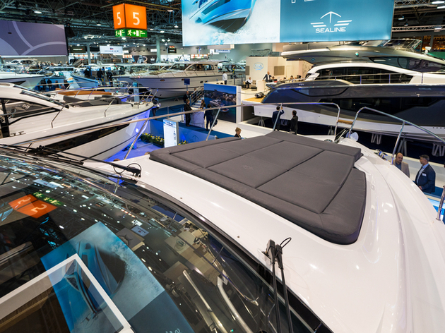 Le nouveau hall 1 accueillera les motor yachts entre 30 et 60 pieds environ, à la motorisation inboard. Seront présents les chantiers internationaux tels que Jeanneau, Bénéteau, Sealine, Greenline, Bavaria, ou encore Linssen... Nautisme Article