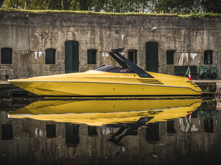 Ce bateau de sport Riva est estimé entre 80 000 et 100 000 euros. Une bonne affaire pour les collectionneurs... Ce bateau de sport Riva est estimé entre 80 000 et 100 000 euros. Une bonne affaire pour les collectionneurs...