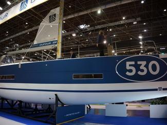 Dufour 530 : une nouveauté en trois versions,...
