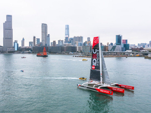 Francis Joyon : 180 milles d'avance sur la Route du Thé !