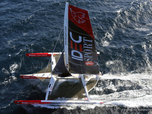 Francis Joyon, à mi-chemin de la victoire ! 