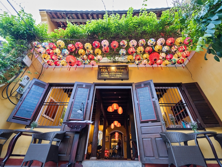 Découvrez la cuisine vietnamienne au restaurant Hôi An Quan.