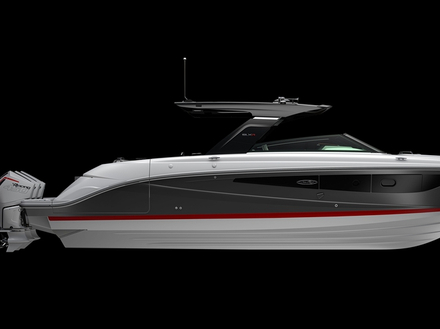 Après Las Vegas, le Sea Ray SLX-R 400 débarque à Miami. Nautisme Article