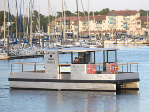 e-Boucarot, un bateau futuriste en service à Capbreton 