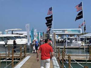 De fortes chaleurs aux salons nautiques de Miami