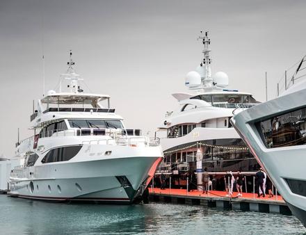 La "Superyacht Avenue" exposera une cinquantaine de super yachts plus impressionnants les uns que les autres. Nautisme Article