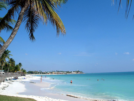 7. Eagle Beach 7. Eagle Beach