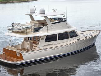 Grand Banks dévoilera bientôt son nouveau 54'