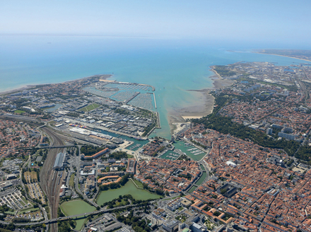 Vue sur les ports de La Rochelle Vue sur les ports de La Rochelle