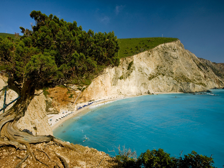 Lefkada - Porto Katsiki. Septembre-octobre est la période idéale pour venir en Grèce et pratiquer les sports nautiques loin des plages bondées de juillet-août.