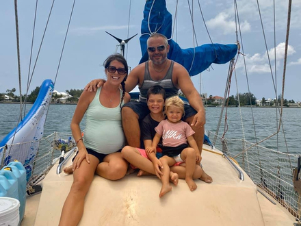 C'est notre mode de vie et nous faisons partie de ceux qui pensent que l'on peut toujours voyager et vivre, même enceinte. 