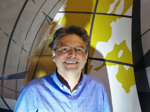 Hakim Rahmoun, Directeur Général Alubat	: ''tous les projets sont maintenus''